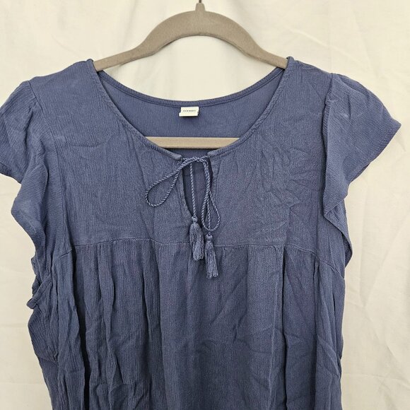 Flutter-sleeve, Split-Neck Periwinkle Blouse - Picture 4 of 6